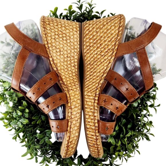 Born B.O.C. Strappy Wedge Sandal Women's Sz 8M Brown Leather Boho Cottagecore - Picture 3 of 11